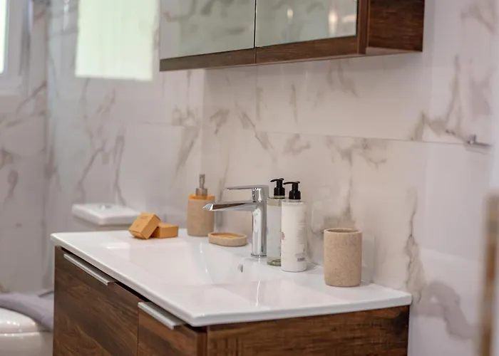 Natalia's Nest Αμπάβρης