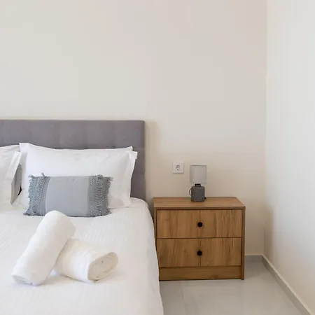 Natalia's Nest Ampavris