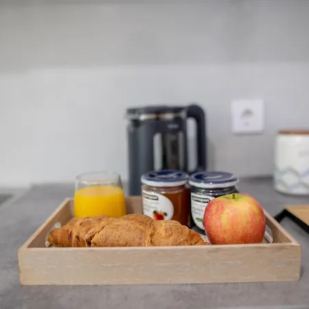 Lejlighed Natalia's Nest *