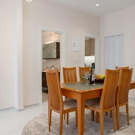 Natalia's Nest * Αμπάβρης