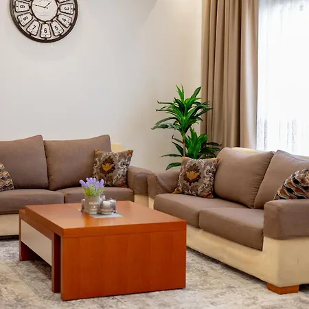 Natalia's Nest * Ampavris