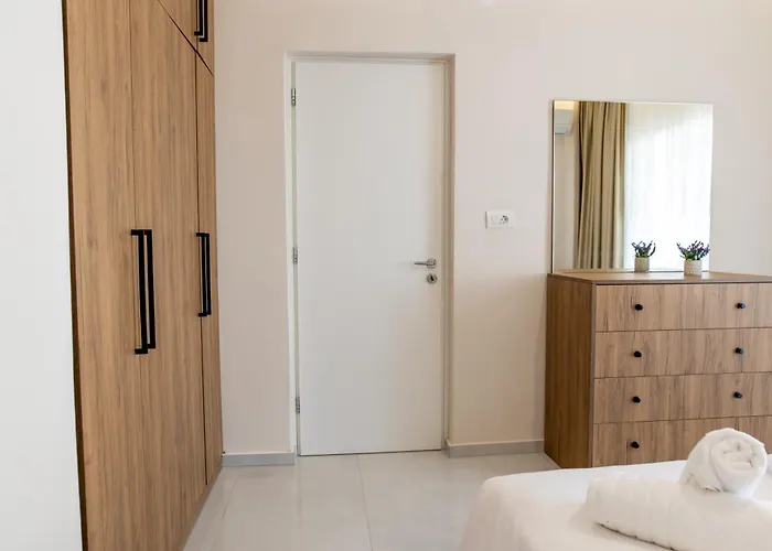 Apartament Natalia's Nest Ampavris