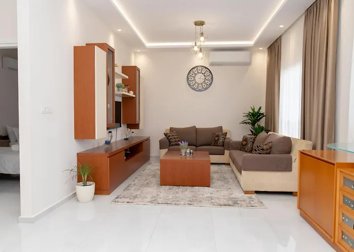 Natalia's Nest Apartament Ampavris