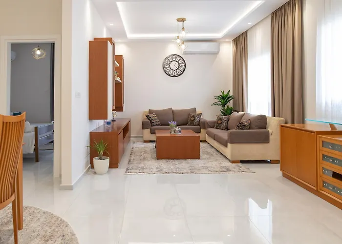 Natalia's Nest * Ambávrisz