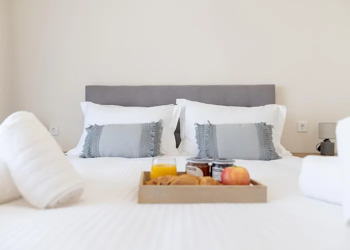 Natalia's Nest Ambávrisz