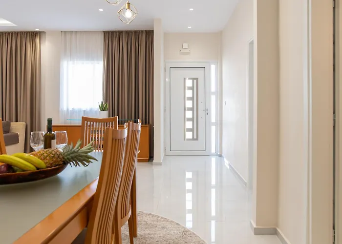 Apartman Natalia's Nest Ambávrisz